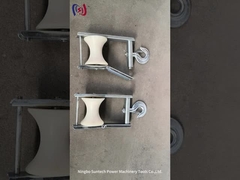 상부 라인을 위해 롤러 블록을 묶는 80 밀리미터 공중 케이블 관리인 도르래