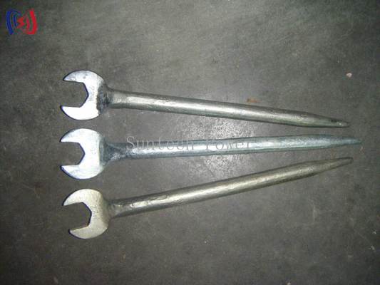 좁은 공간에 날카로운 꼬리를 가진 오픈 엔드 레인치 M8-M42