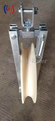 프로 OPGW 케이블 스트링 블록 안전 660x110mm 잎 크기와 20-50KN 등급 부하 광섬유 지상 유선 설치를 위해 비 금속 라인러