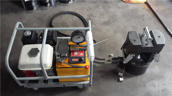 절단 압축 및 펀칭 기계에 전원을 공급하기 위한 고압 수압 펌프가 장착된 수압 압축 도구