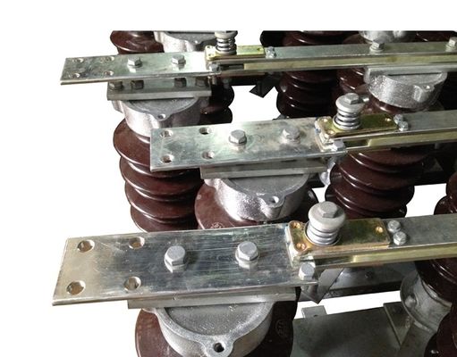 설치 구조를 가진 36KV 1250A 도자기 회전 중심 절연체